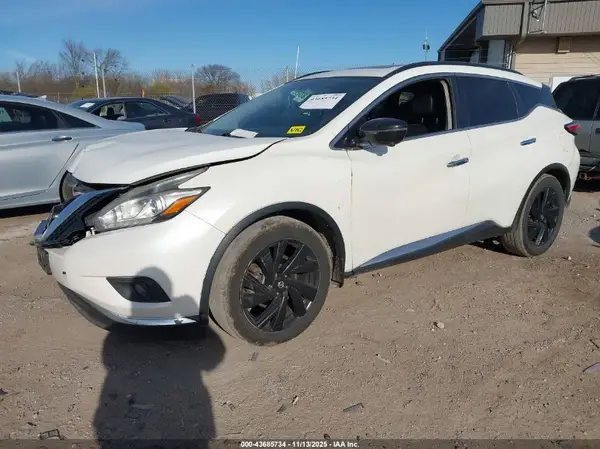 5N1AZ2MH3HN203075 2017 NISSAN MURANO - Image 2