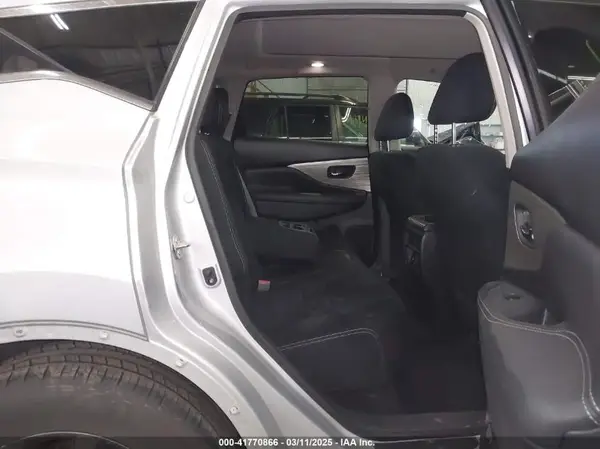 5N1AZ2MH3JN103483 2018 NISSAN MURANO - Image 8