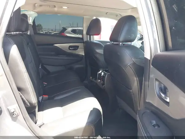 5N1AZ2MH3JN151985 2018 NISSAN MURANO - Image 8
