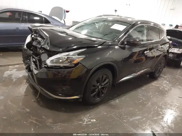5N1AZ2MH3JN183108 2018 NISSAN MURANO - Image 2
