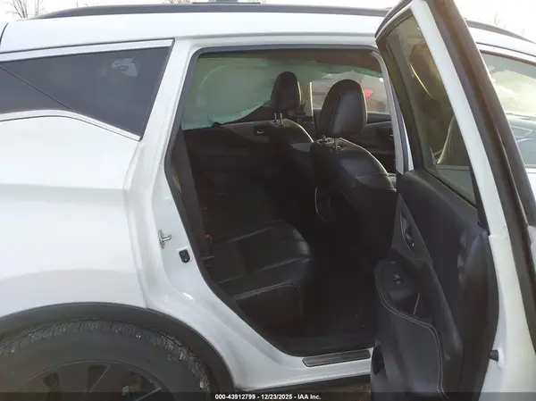 5N1AZ2MH3JN192245 2018 NISSAN MURANO - Image 8