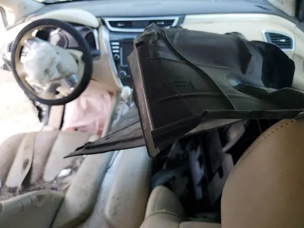5N1AZ2MH4HN112087 2017 NISSAN MURANO - Image 8