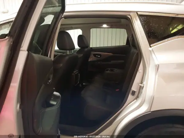5N1AZ2MH4HN138513 2017 NISSAN MURANO - Image 8