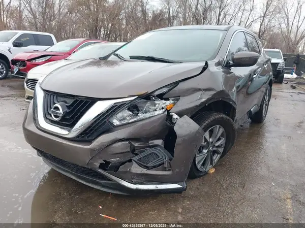 5N1AZ2MH4HN173746 2017 NISSAN MURANO - Image 2