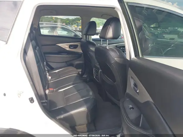 5N1AZ2MH4JN192772 2018 NISSAN MURANO - Image 8