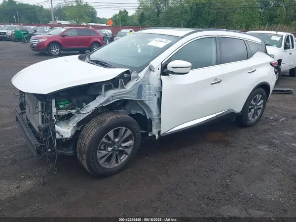 5N1AZ2MH5HN130517 2017 NISSAN MURANO - Image 2