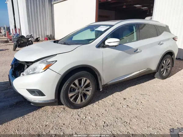 5N1AZ2MH5HN141954 2017 NISSAN MURANO - Image 2