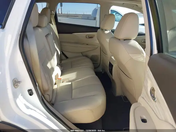 5N1AZ2MH5HN141954 2017 NISSAN MURANO - Image 8