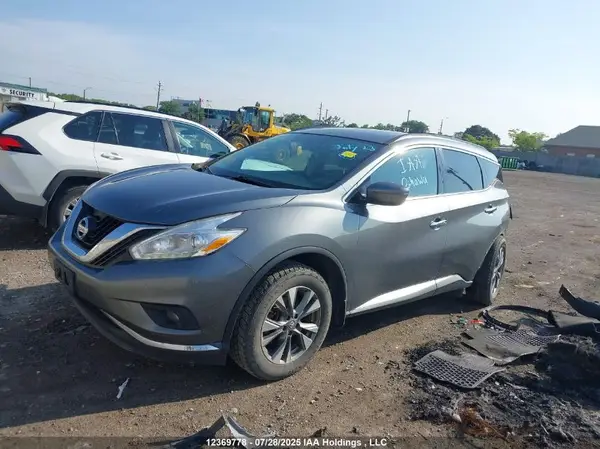 5N1AZ2MH5HN165011 2017 NISSAN MURANO - Image 2