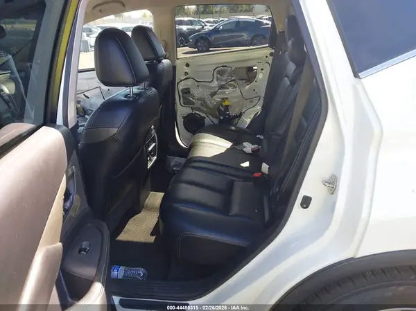 5N1AZ2MH5HN175473 2017 NISSAN MURANO - Image 8