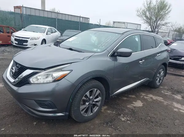 5N1AZ2MH5HN188255 2017 NISSAN MURANO - Image 2