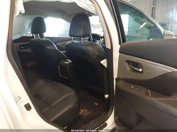 5N1AZ2MH5JN125629 2018 NISSAN MURANO - Image 8