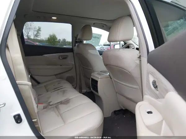5N1AZ2MH7HN158402 2017 NISSAN MURANO - Image 8