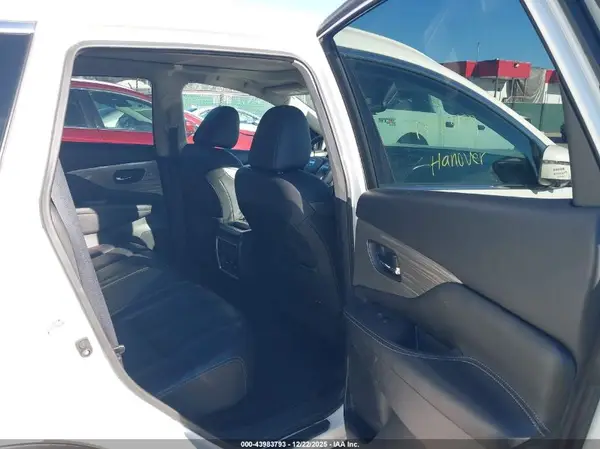 5N1AZ2MH7JN176713 2018 NISSAN MURANO - Image 8