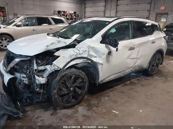 5N1AZ2MH8HN137767 2017 NISSAN MURANO - Image 2