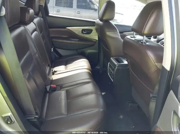 5N1AZ2MH8HN167805 2017 NISSAN MURANO - Image 8