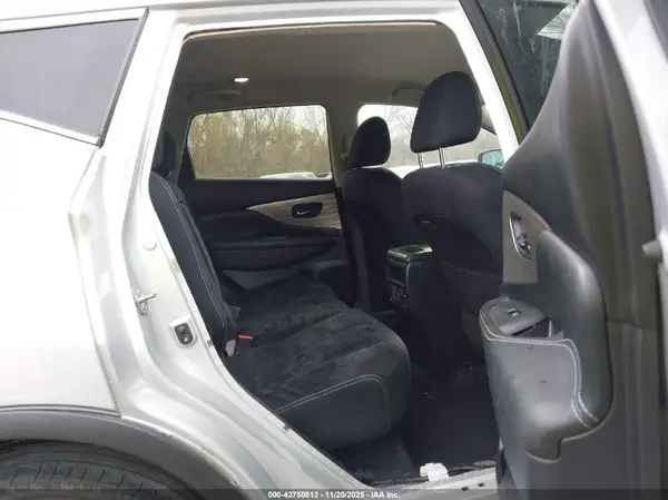 5N1AZ2MH8HN184037 2017 NISSAN MURANO - Image 8
