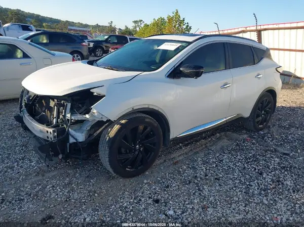 5N1AZ2MH8HN188069 2017 NISSAN MURANO - Image 2