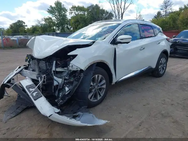 5N1AZ2MH8JN166417 2018 NISSAN MURANO - Image 2