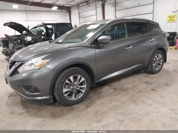 5N1AZ2MH9GN165642 2016 NISSAN MURANO - Image 2