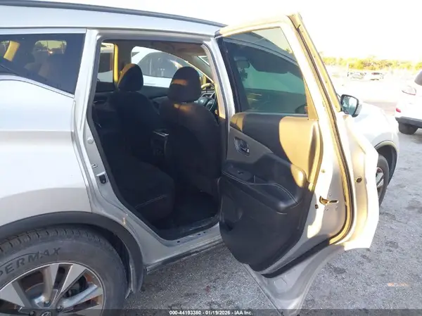 5N1AZ2MH9HN113543 2017 NISSAN MURANO - Image 8