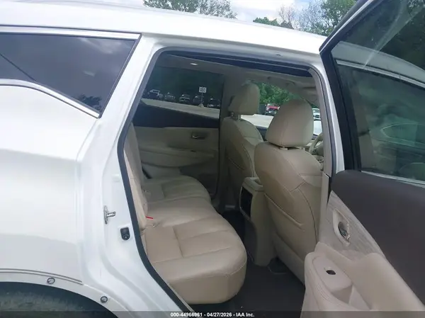 5N1AZ2MH9JN130610 2018 NISSAN MURANO - Image 8