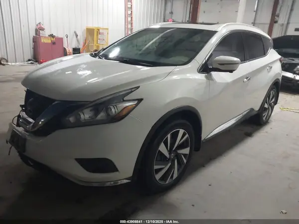 5N1AZ2MH9JN158200 2018 NISSAN MURANO - Image 2
