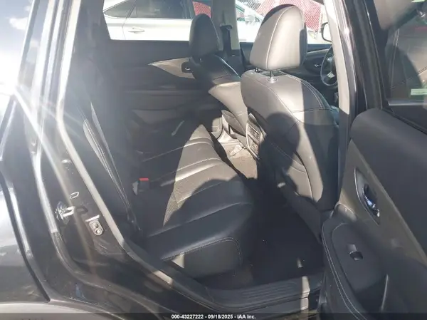 5N1AZ2MHXHN147636 2017 NISSAN MURANO - Image 8