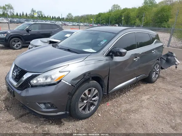 5N1AZ2MHXHN166915 2017 NISSAN MURANO - Image 2