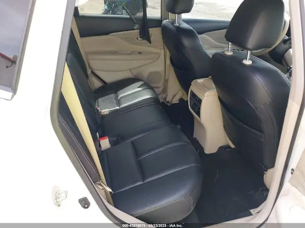 5N1AZ2MJ0KN106748 2019 NISSAN MURANO - Image 8