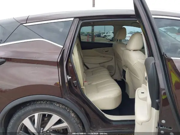 5N1AZ2MJ1KN102286 2019 NISSAN MURANO - Image 8