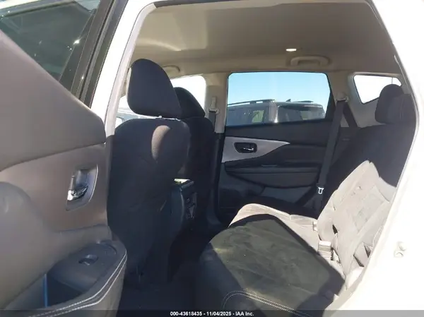 5N1AZ2MJ2KN130386 2019 NISSAN MURANO - Image 8