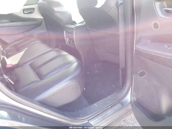 5N1AZ2MJ3KN130087 2019 NISSAN MURANO - Image 8