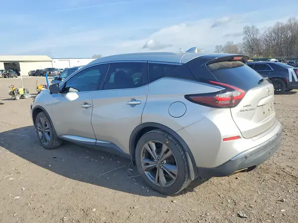5N1AZ2MJ3KN131045 2019 NISSAN MURANO - Image 2