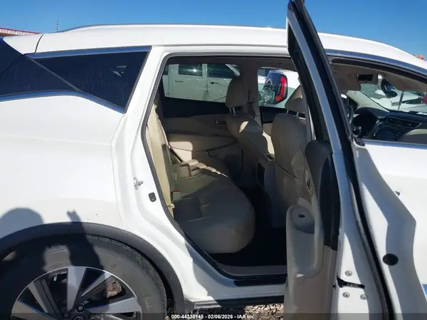5N1AZ2MJ3KN148556 2019 NISSAN MURANO - Image 8