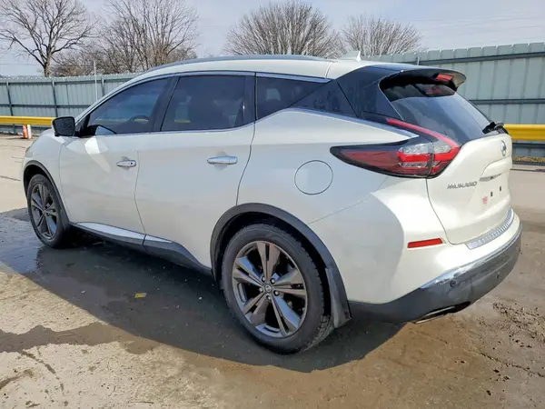 5N1AZ2MJ4KN106820 2019 NISSAN MURANO - Image 2