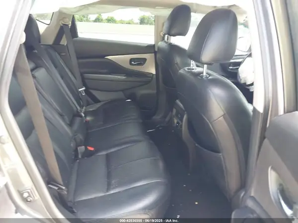5N1AZ2MJ4KN111371 2019 NISSAN MURANO - Image 8