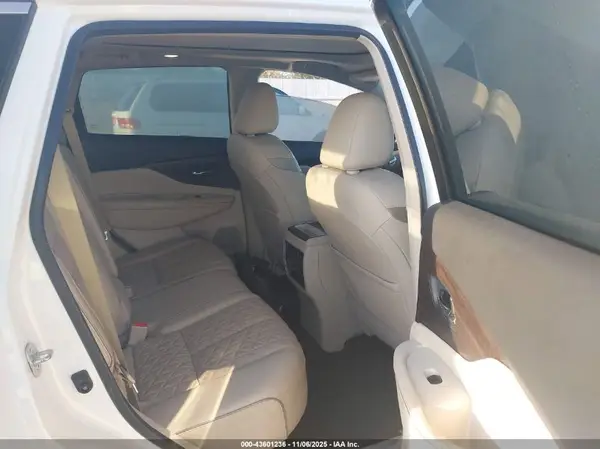 5N1AZ2MJ5KN144508 2019 NISSAN MURANO - Image 8
