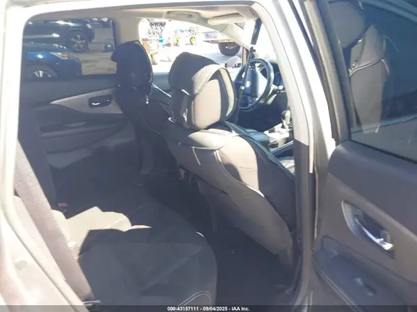 5N1AZ2MJ5KN157162 2019 NISSAN MURANO - Image 8