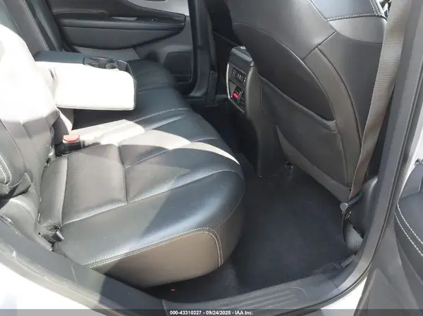 5N1AZ2MJ6KN108567 2019 NISSAN MURANO - Image 8
