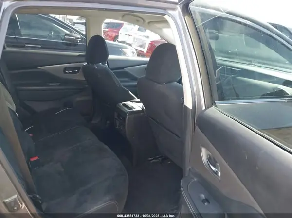 5N1AZ2MJ7KN114068 2019 NISSAN MURANO - Image 8