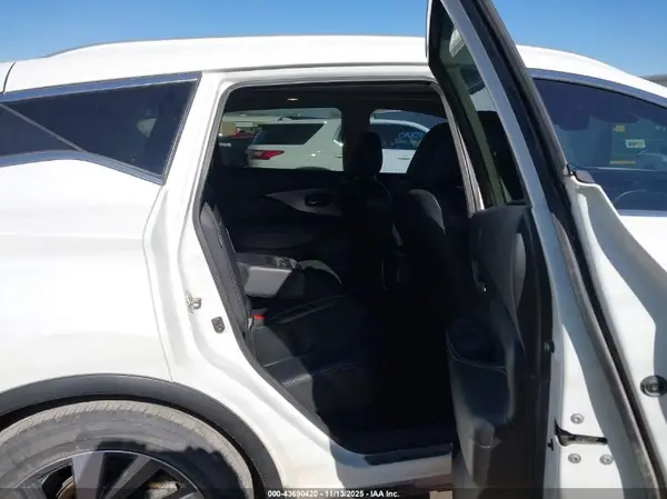 5N1AZ2MJ9KN141241 2019 NISSAN MURANO - Image 8