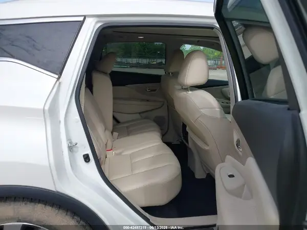 5N1AZ2MS1KN133157 2019 NISSAN MURANO - Image 8