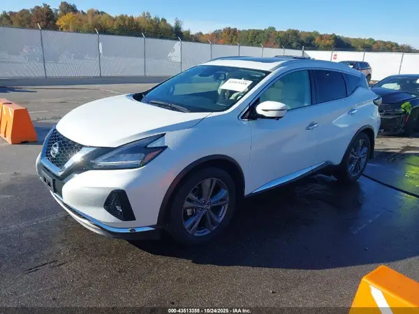 5N1AZ2MS6KN119223 2019 NISSAN MURANO - Image 2
