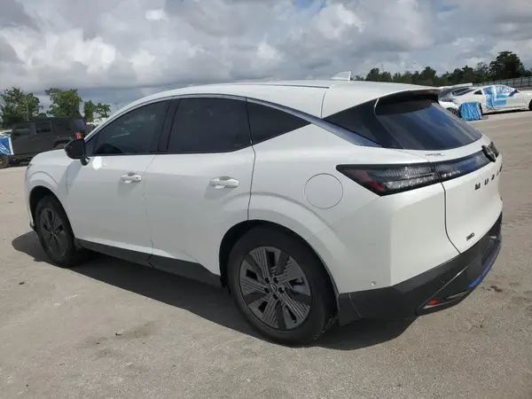 5N1AZ3CS1SC103854 2025 NISSAN MURANO - Image 2