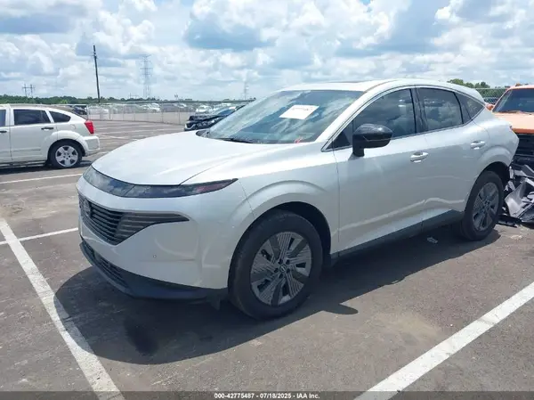 5N1AZ3CS8SC114575 2025 NISSAN MURANO - Image 2
