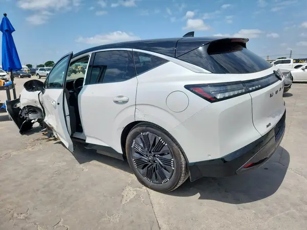 5N1AZ3DT1SC100606 2025 NISSAN MURANO - Image 2