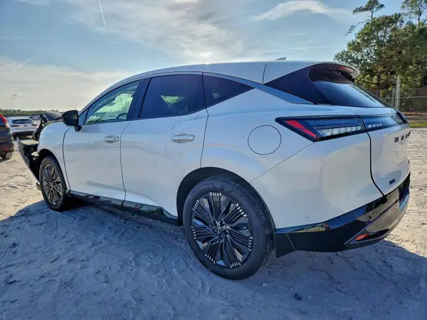 5N1AZ3DT3SC125572 2025 NISSAN MURANO - Image 2