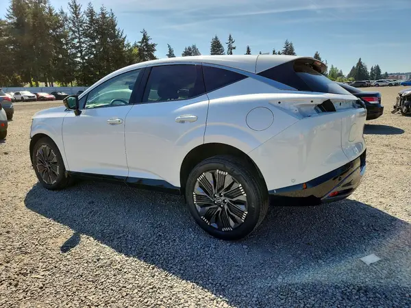 5N1AZ3DT5SC137108 2025 NISSAN MURANO - Image 2