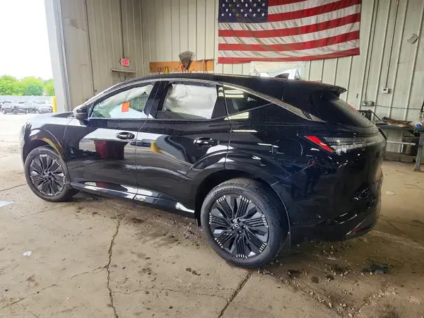 5N1AZ3DT5SC138582 2025 NISSAN MURANO - Image 2
